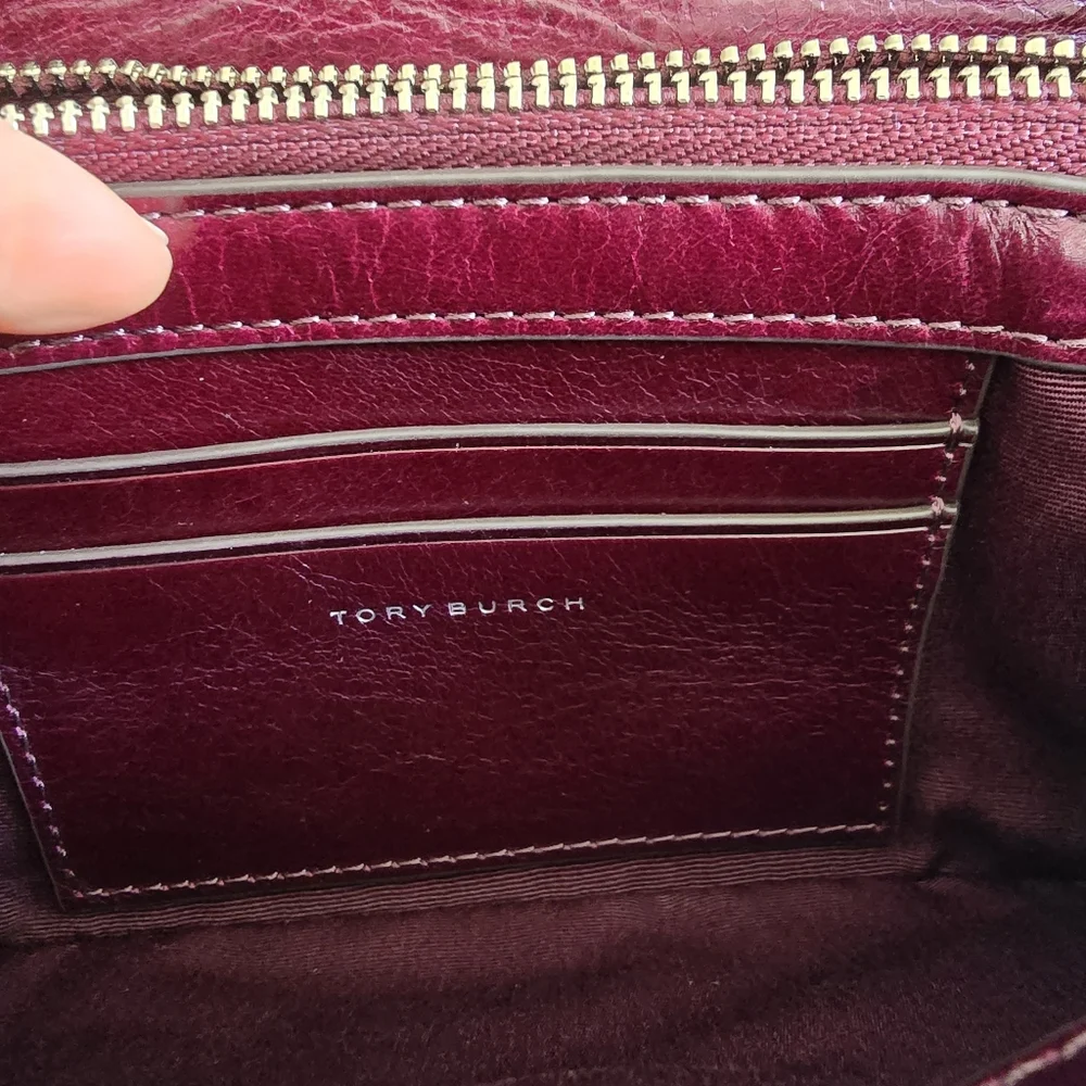 Tory Burch Kira Diamond Distressed Leather Chain Wallet Dark Carmine